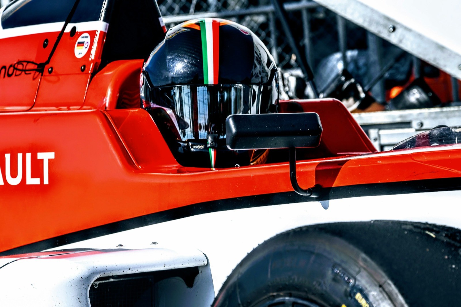 McLaren — 1